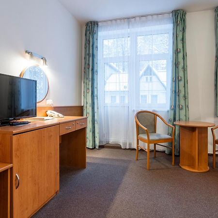 Hotel Luzice ياخيموف المظهر الخارجي الصورة